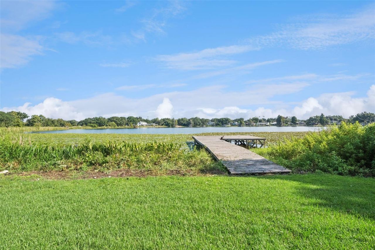 25 Lakewood Causeway, Winter Haven, FL 33884 Photo