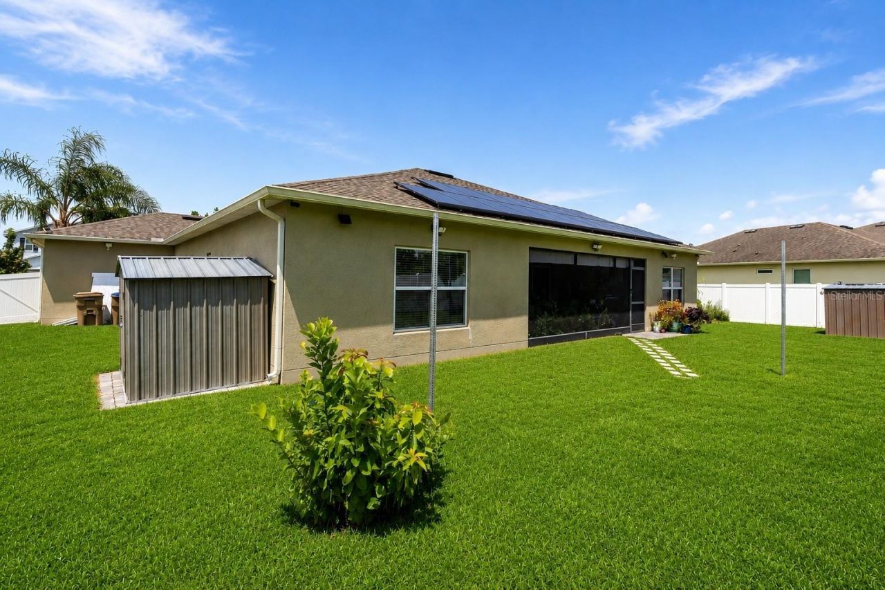 394 Blue Lake Circle, Kissimmee, FL 34758 Photo