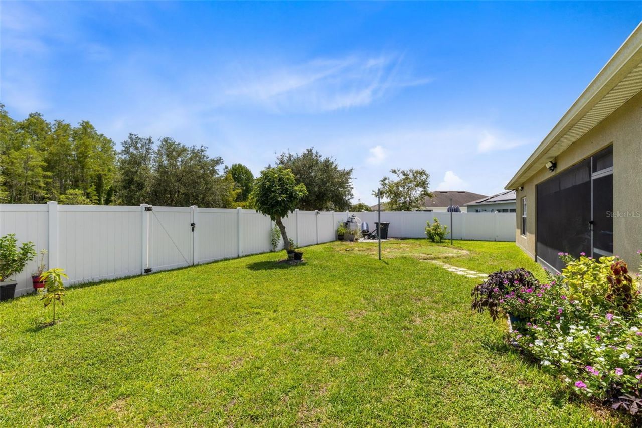 394 Blue Lake Circle, Kissimmee, FL 34758 Photo