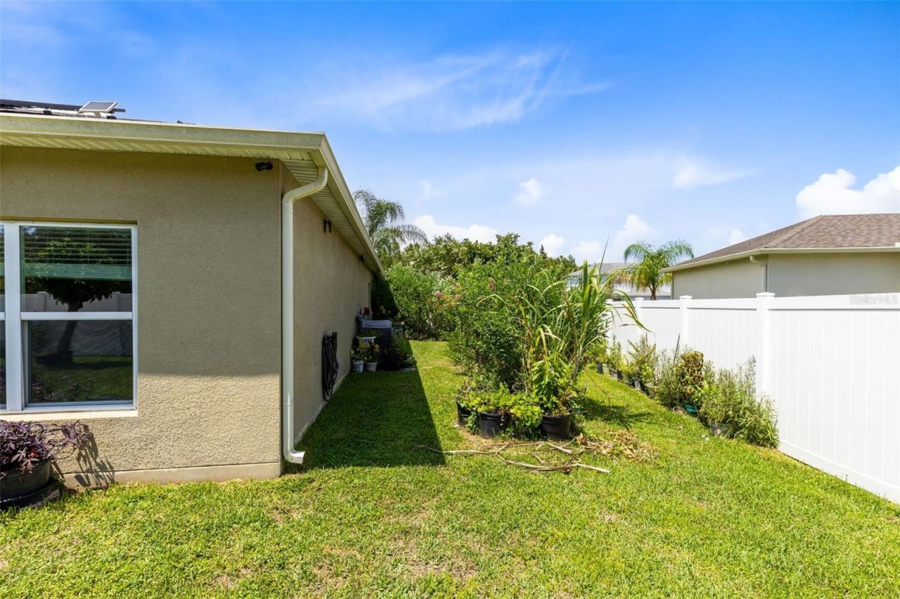 394 Blue Lake Circle, Kissimmee, FL 34758 Photo