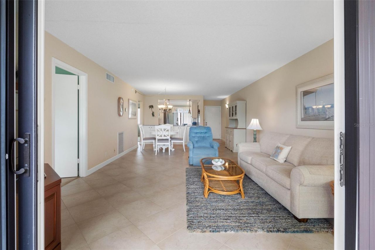 5702 Puerta Del Sol Boulevard S, Unit 244, Saint Petersburg, FL 33715 Photo