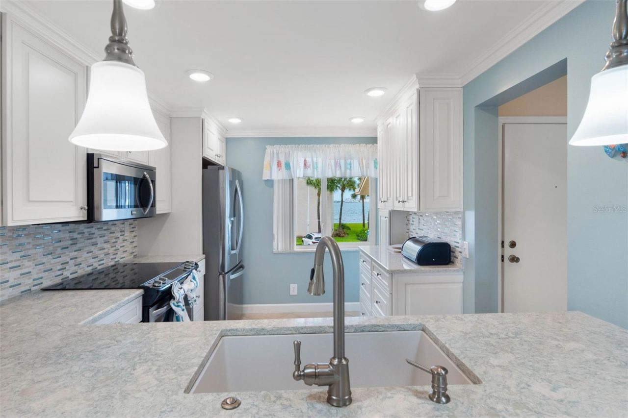 5702 Puerta Del Sol Boulevard S, Unit 244, Saint Petersburg, FL 33715 Photo