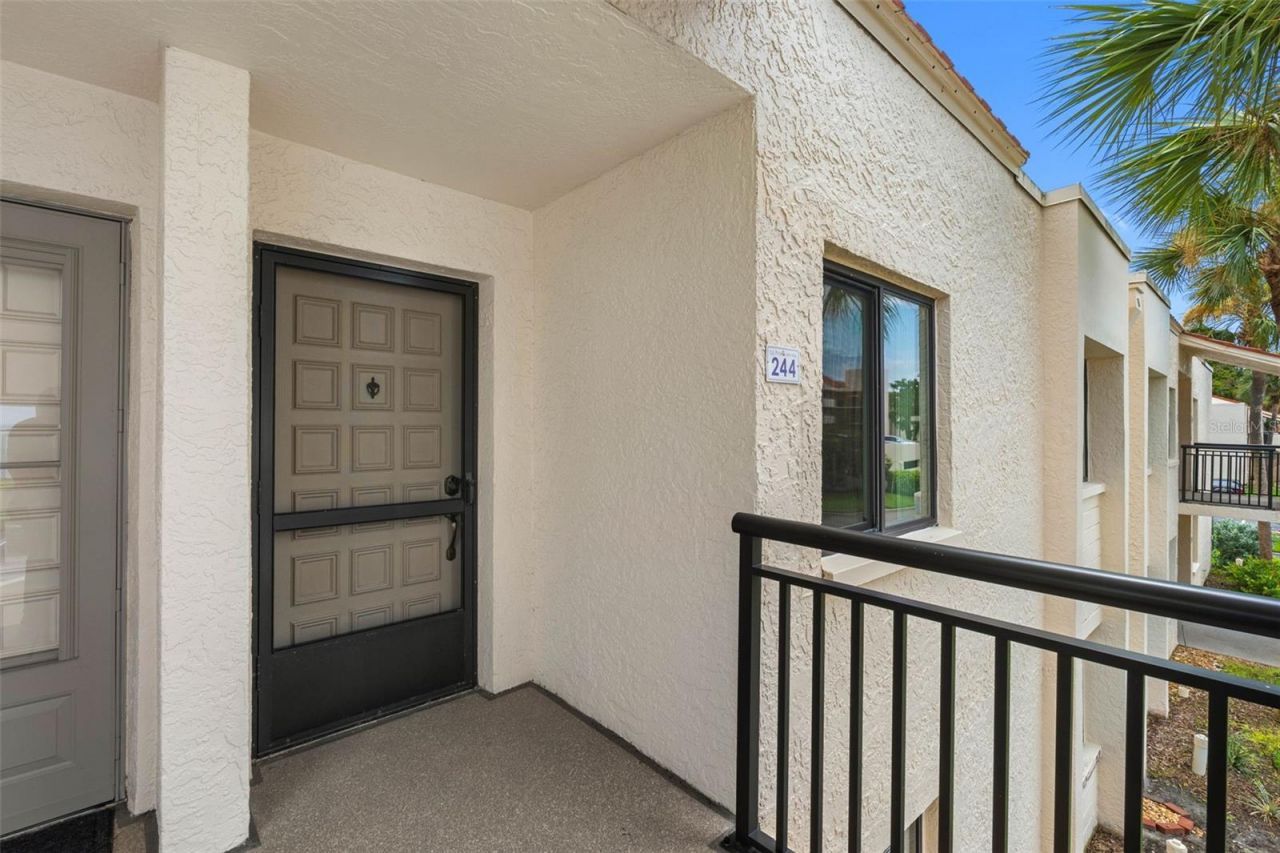 5702 Puerta Del Sol Boulevard S, Unit 244, Saint Petersburg, FL 33715 Photo