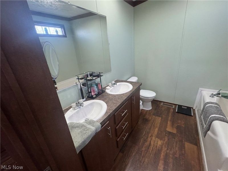 360 S MAIN Street , Unit 713, West Salem, OH 44287 Photo 13