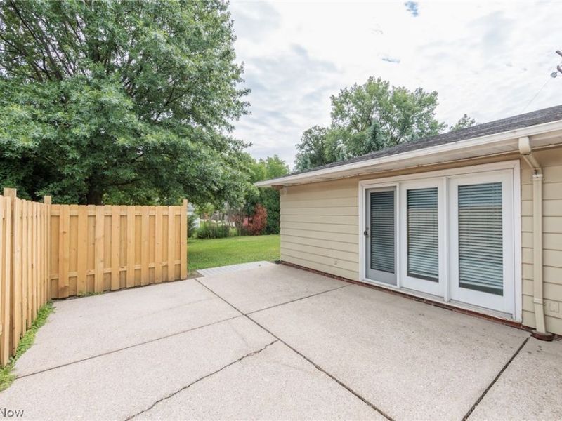 1767 Larkspur Drive, Lyndhurst, OH 44124 Photo 24