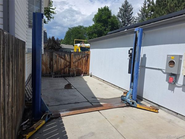 8130 S Estes Street, Littleton, CO 80128