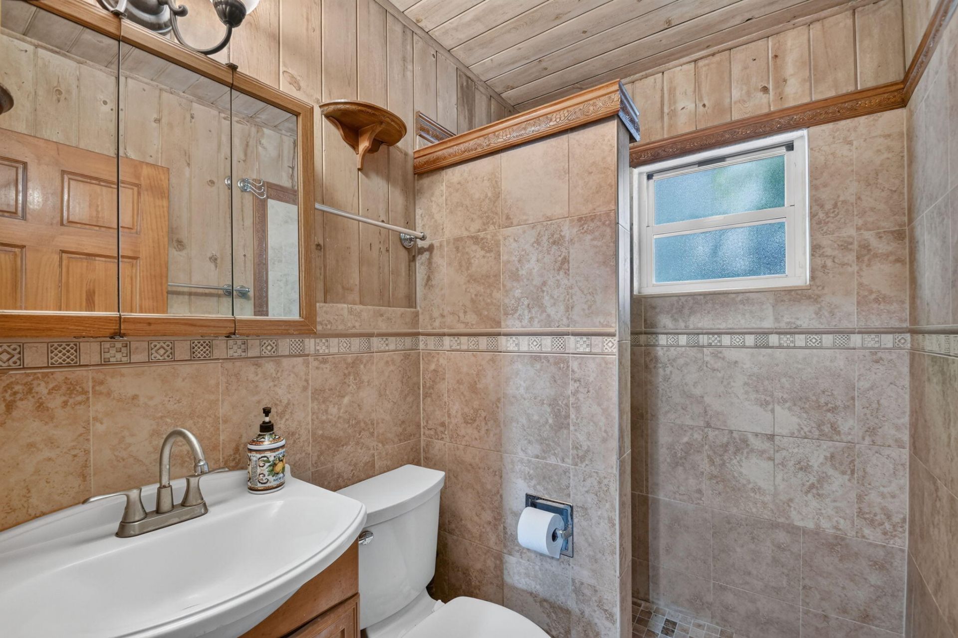 745 Talladega Street, West Palm Beach, FL 33405 Photo