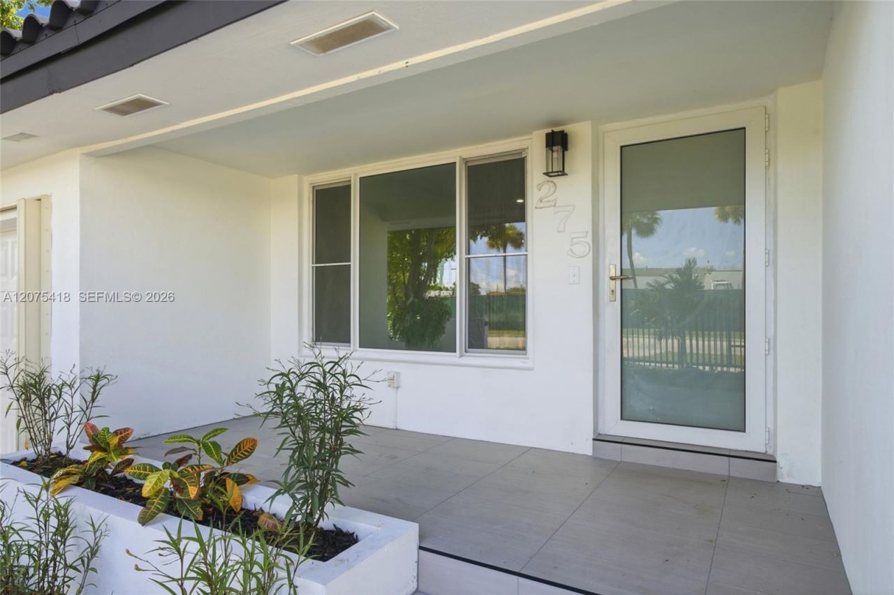 275 W 13 St , Hialeah, FL 33010 Photo