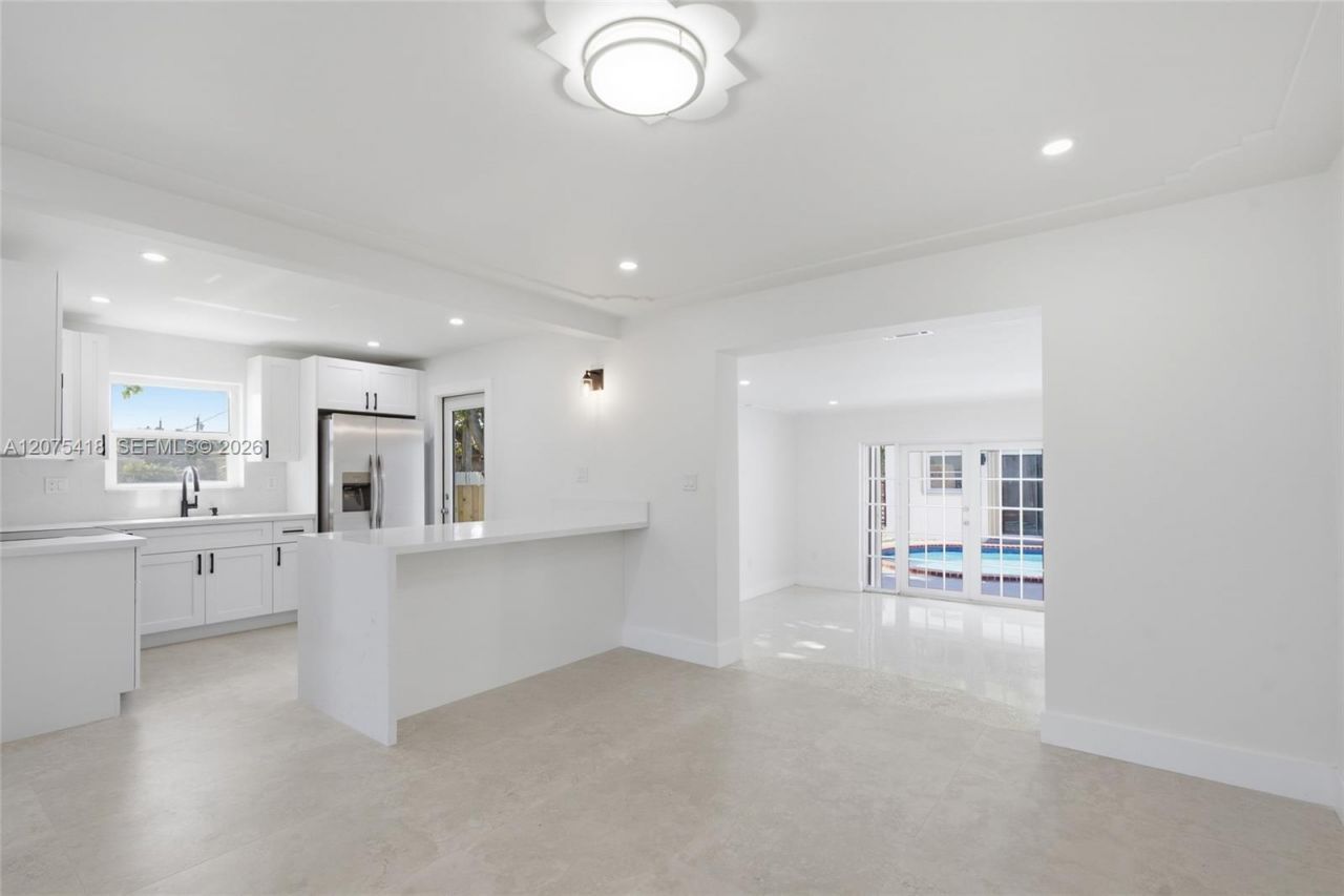 275 W 13 St , Hialeah, FL 33010 Photo