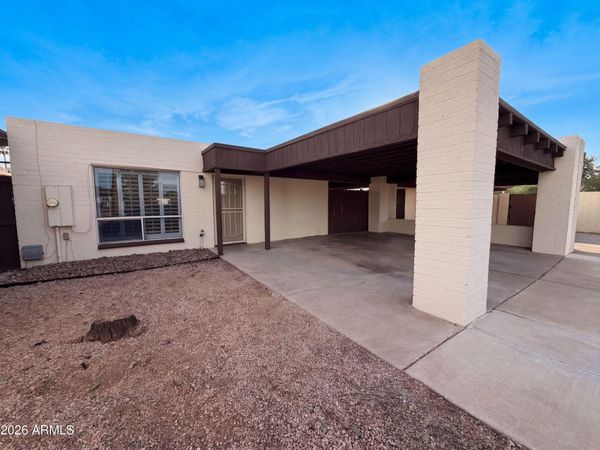 1725 N DATE, Unit 5, Mesa, AZ 85201