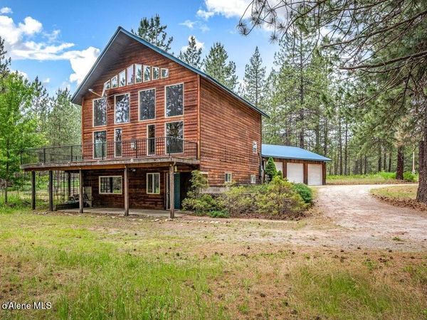 2142 E Highway 54 , Athol, ID 83801