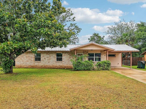 410 Magnolia ST, Bastrop, TX 78602