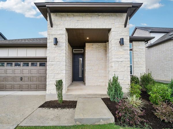 315 San Saba DR, Buda, TX 78610