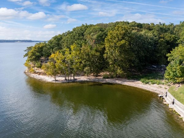 4451 W 20th Road , Grove, OK 74344