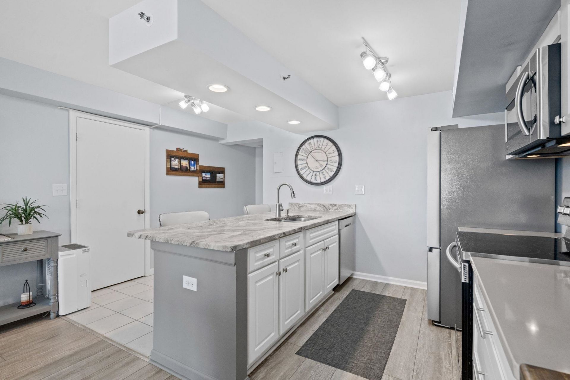2500 N Ocean Blvd. Photo 8
