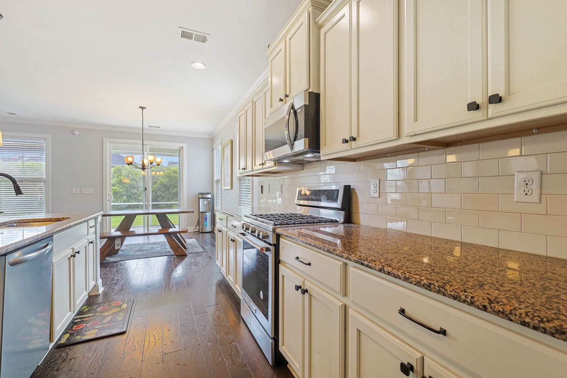 1187 Culbertson Ave. Photo 12