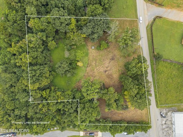 214 Doc Norton Rd, Maryville, TN 37804