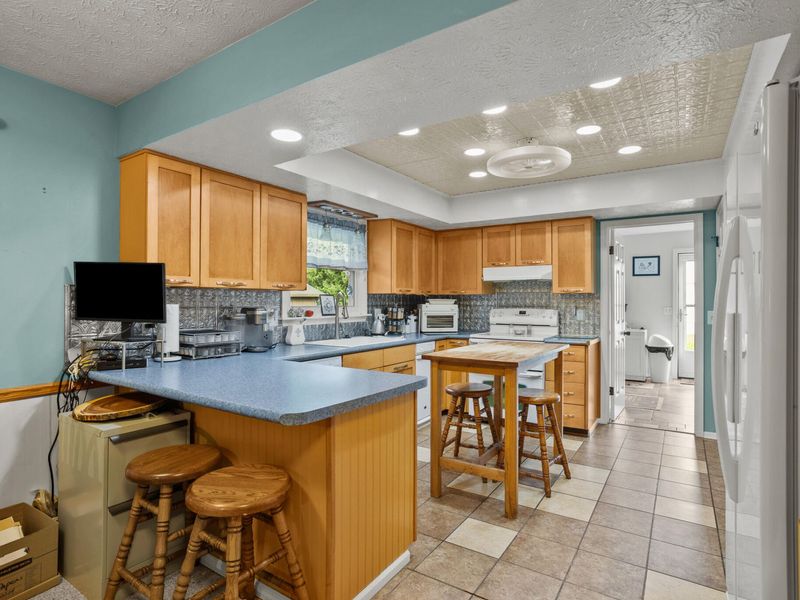 2425 Greenlawn Drive, Troy, OH 45373 Photo 13