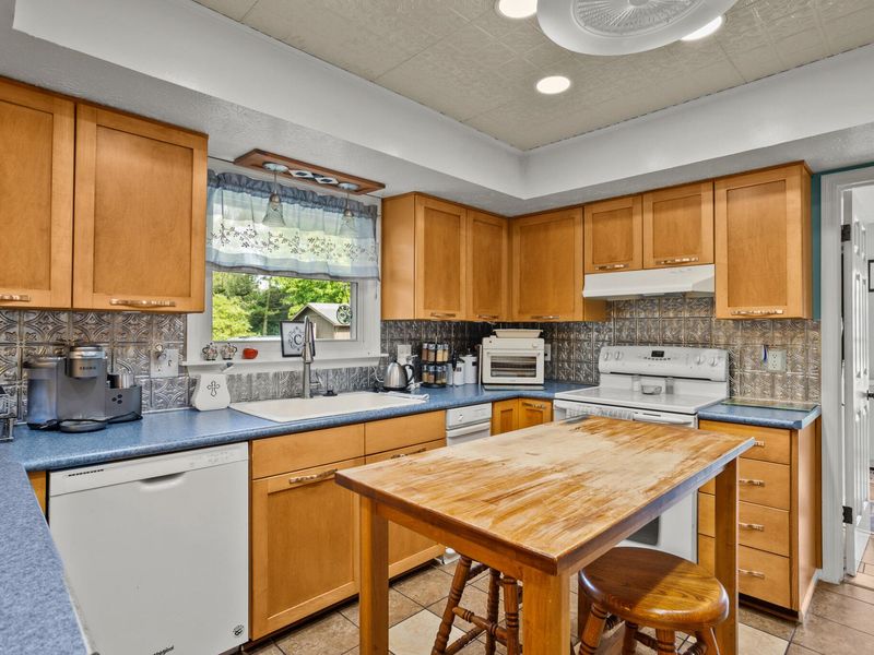 2425 Greenlawn Drive, Troy, OH 45373 Photo 15
