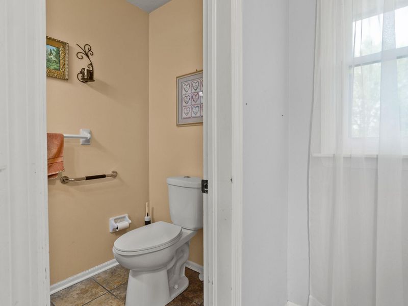 2425 Greenlawn Drive, Troy, OH 45373 Photo 20