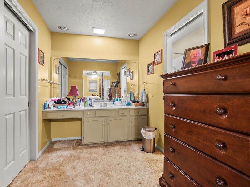 2425 Greenlawn Drive, Troy, OH 45373 Photo 33