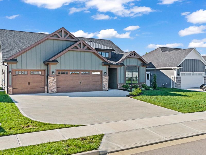 2197 Emerson Way, Troy, OH 45373 Photo 2