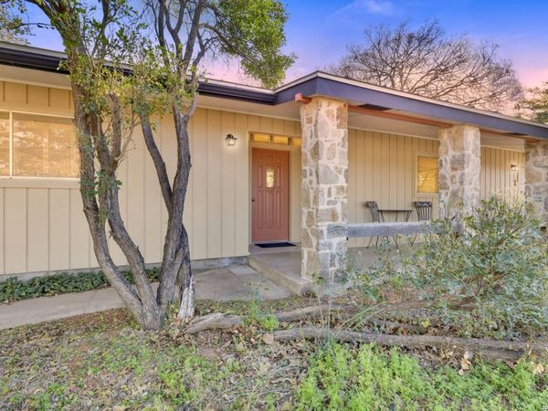 105 Hale, Fredericksburg, TX 78624