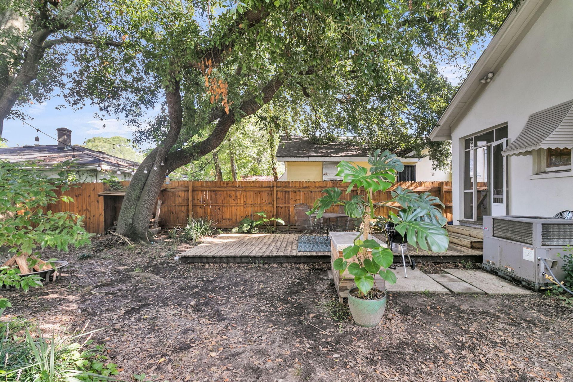 9 Laurel Avenue Photo 12