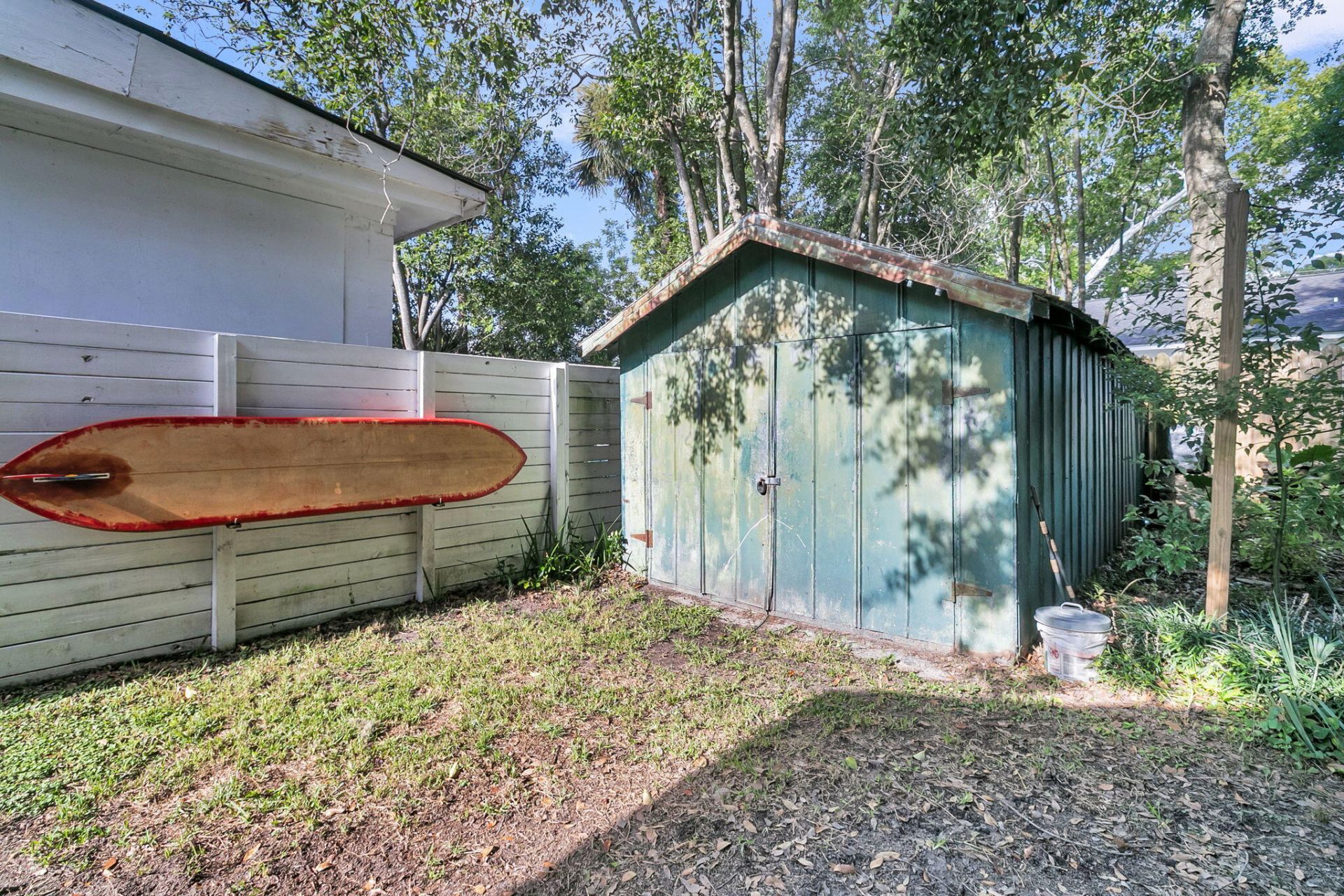 9 Laurel Avenue Photo 5