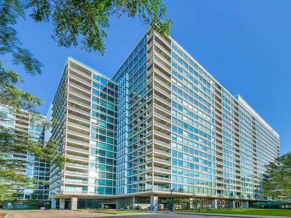 9715 Woods Drive, Unit 1209, Skokie, IL 60077