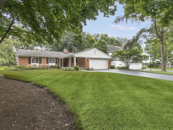 433 W Sheridan Place , Lake Bluff, IL 60044