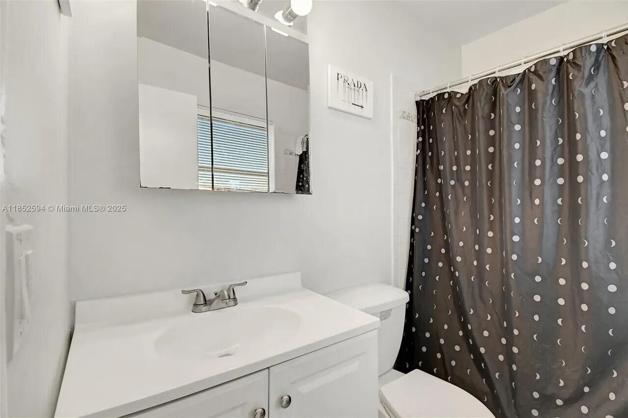 1213 SE 1st Street, Unit 1-4, Fort Lauderdale, FL 33301 Photo
