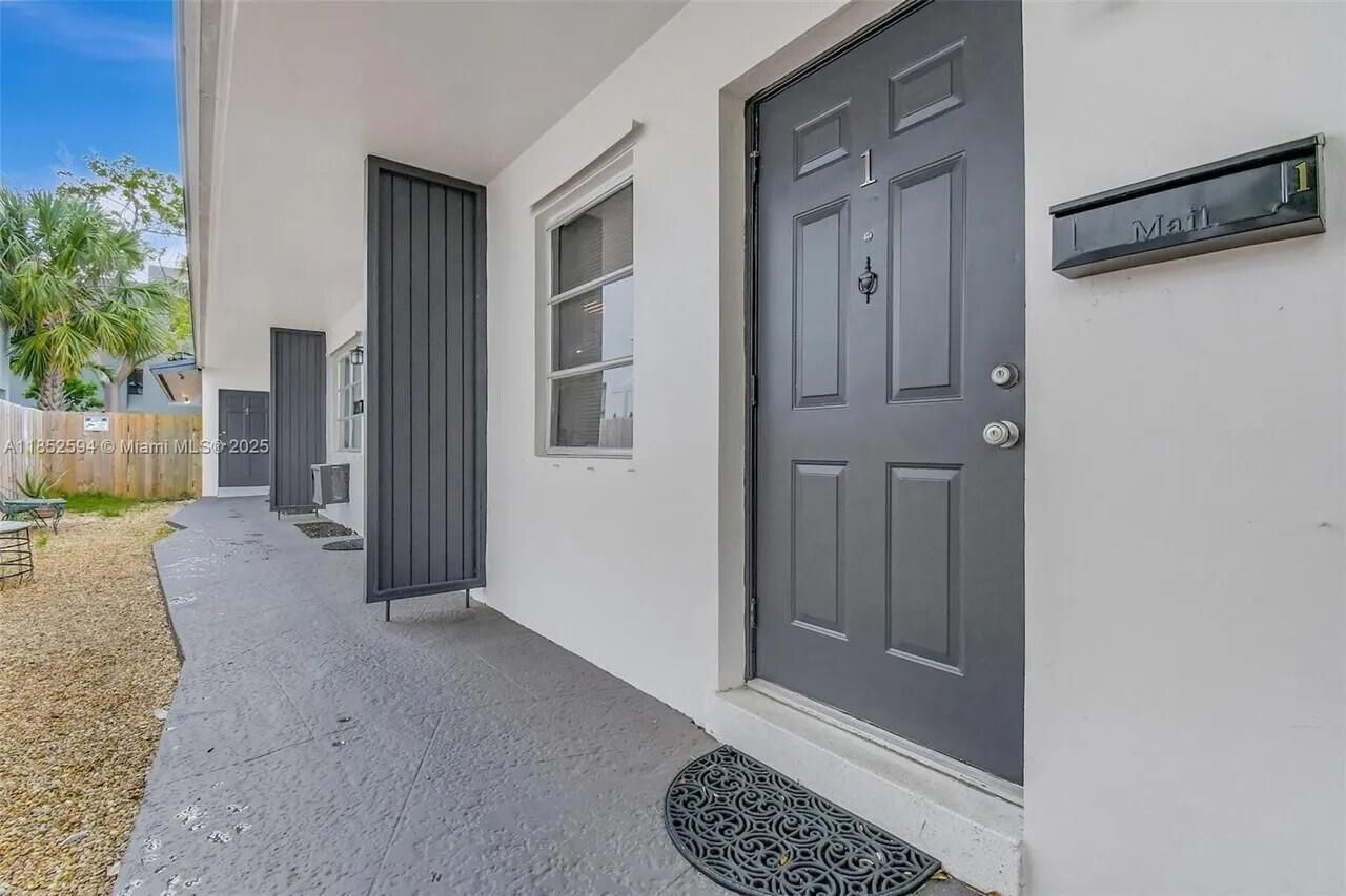 1213 SE 1st Street, Unit 1-4, Fort Lauderdale, FL 33301 Photo