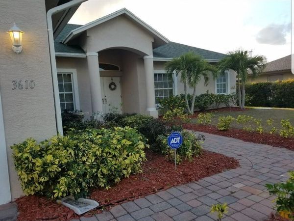 3610 SW MARGELA Street, Port St. Lucie, FL 34953