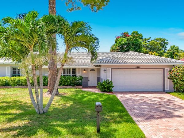 8300 NW 16TH Street, Coral Springs, FL 33071