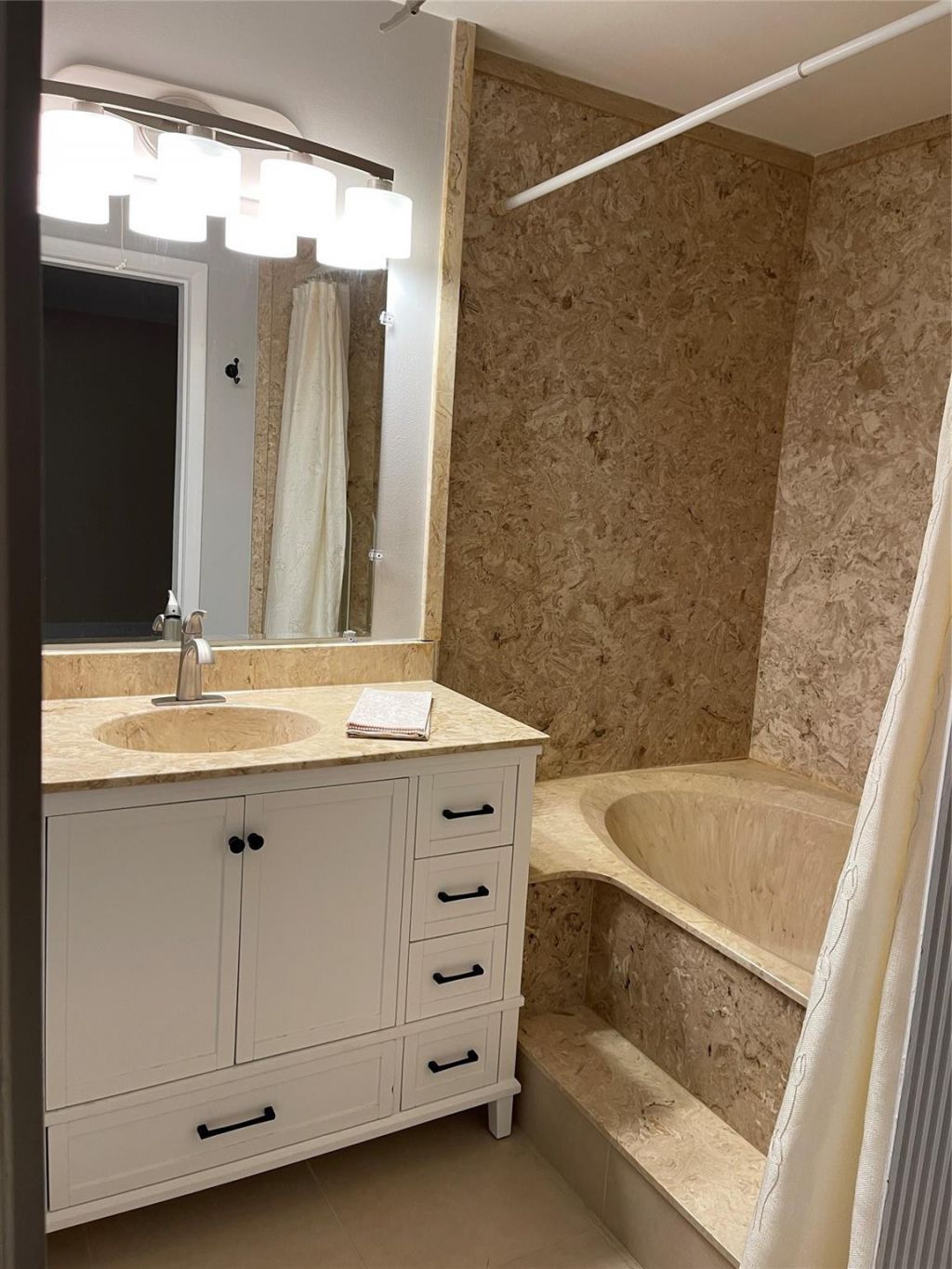 26 Crossings Circle, Unit G, Boynton Beach, FL 33435 Photo