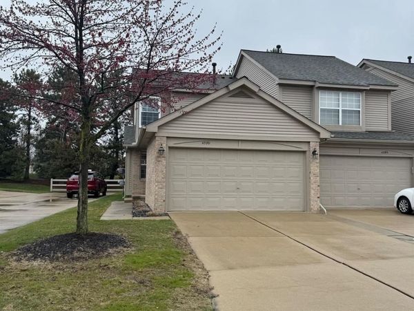 43971 Stoney Lane , Sterling Heights, Mi 48313