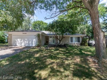 30290 Old Stream Street, Southfield, Mi 48076