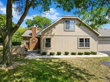 619 Perry Creek Drive, Unit 48, Grand Blanc, Mi 48439