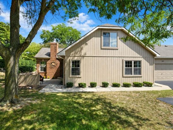619 Perry Creek Drive , Unit 48, Grand Blanc, Mi 48439