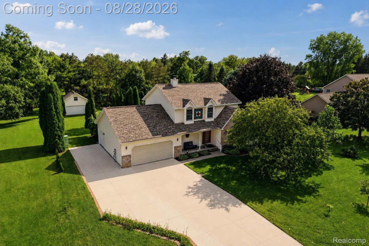 9380 Englishman Drive, Tyrone Township, Mi 48430 Main Photo