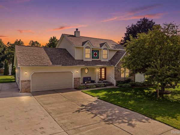 9380 Englishman Drive, Tyrone Township, Mi 48430