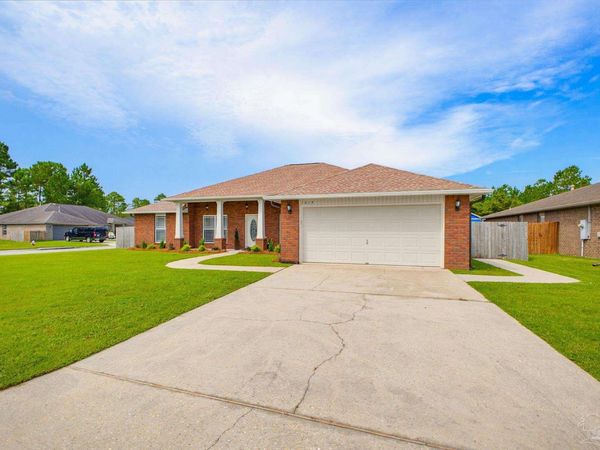1019 Blackhawk Ct, Pensacola, FL 32506