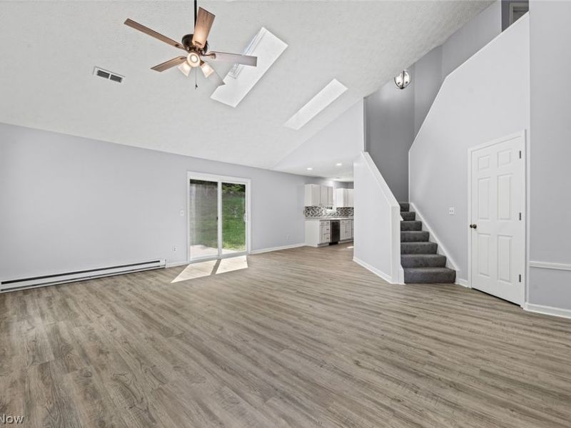 569 Hilltop Terrace , Tallmadge, OH 44278 Photo 7