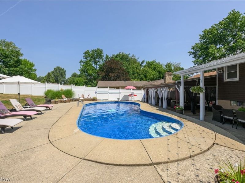 6203 Melody Road NE, Canton, OH 44721 Photo 19