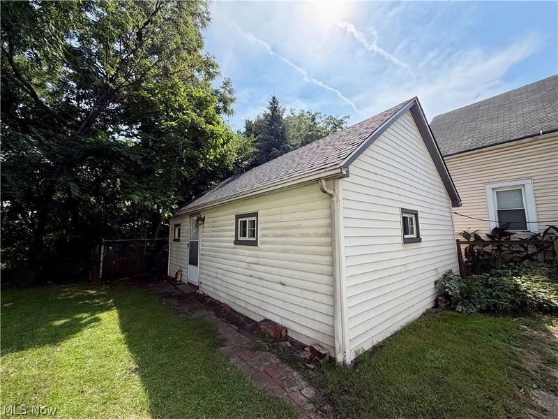 1015-1017 Auburn Avenue , Cleveland, OH 44113 Photo 21