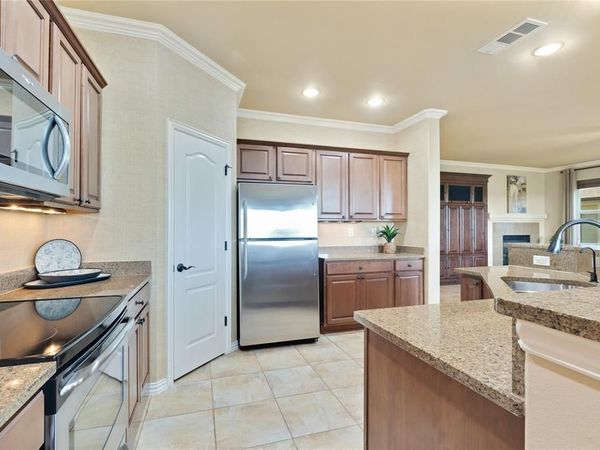 9201 Perimeter Street, Denton, TX 76207
