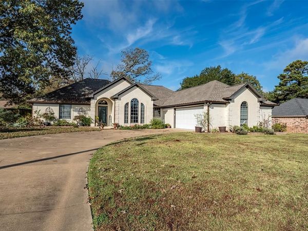 18564 County Road 1100 , Flint, TX 75762