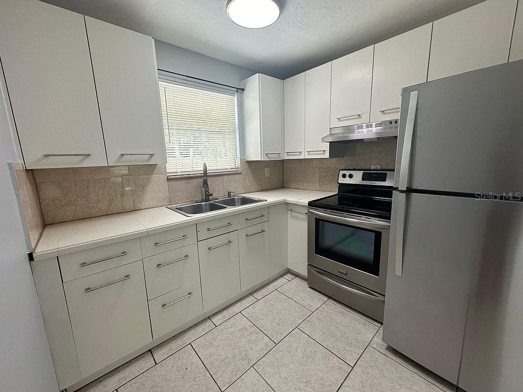 2404 52nd Ave Dr W , Bradenton, FL 34207 Photo