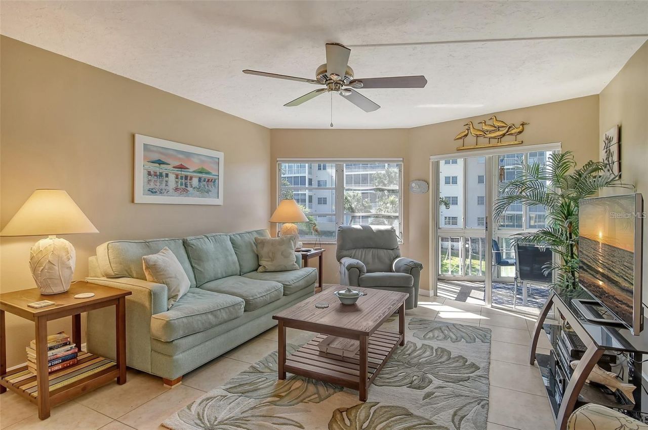 1300 N Portofino Drive , Unit 305, Sarasota, FL 34242 Photo